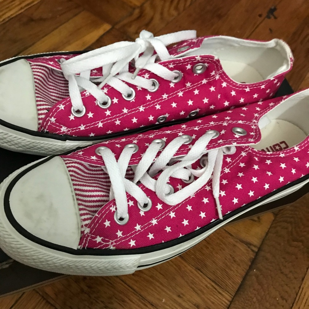 Pink stars & stripes converse